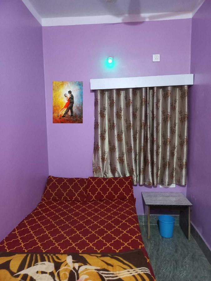 Oyo Paras Hotel Jamui Экстерьер фото